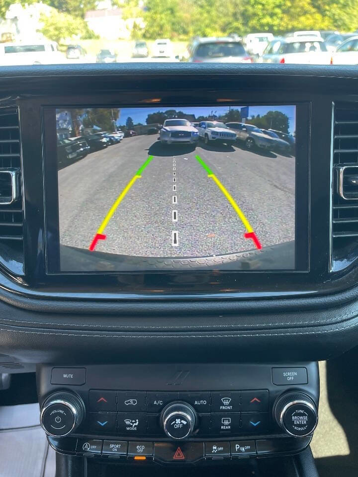 Used 2021 Dodge Durango SXT image 13