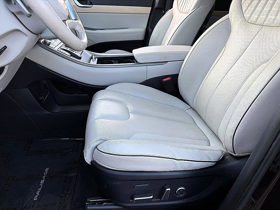 Used 2023 Hyundai Palisade Limited image 10