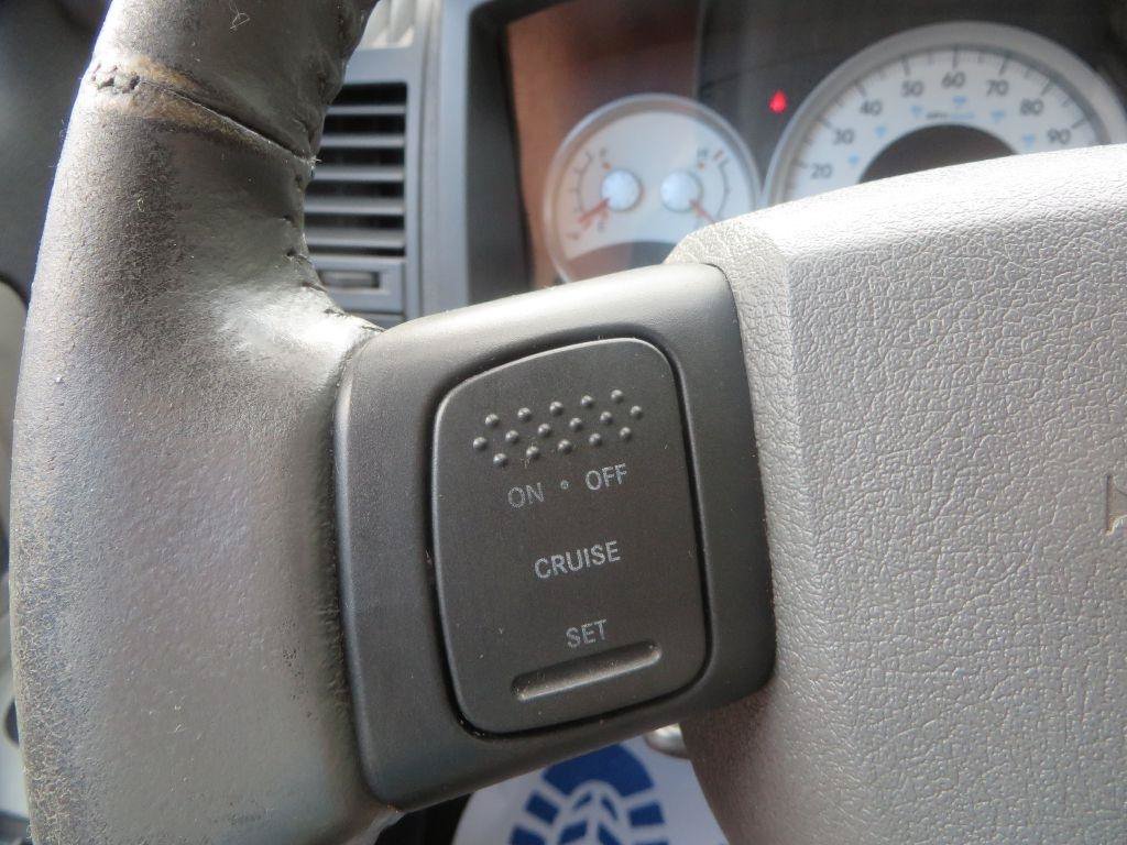 Used 2006 Dodge Dakota Laramie RWD image 14