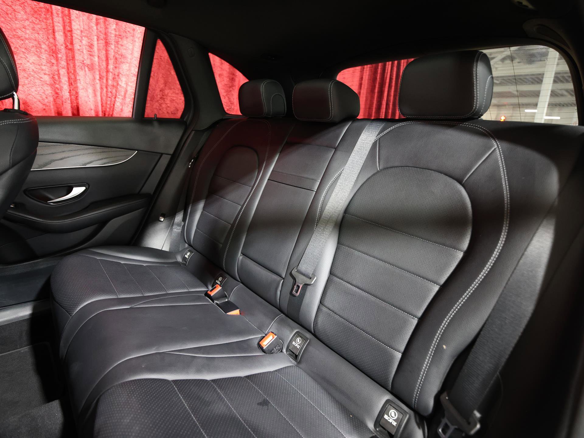 Used 2018 Mercedes-Benz GLC 300 4MATIC image 14
