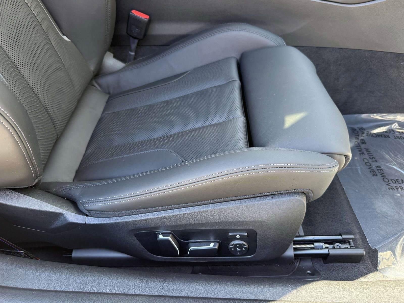 Used 2025 BMW M4 xDrive Competition w/ Executive Package image 29