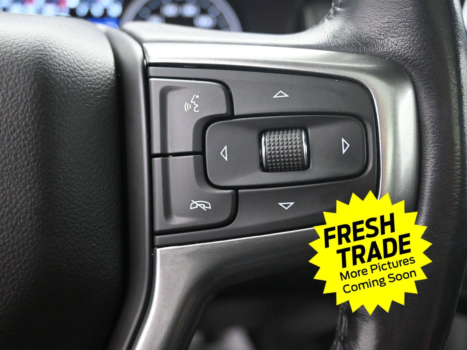 Used 2021 Chevrolet Suburban Premier w/ Premium Package image 29