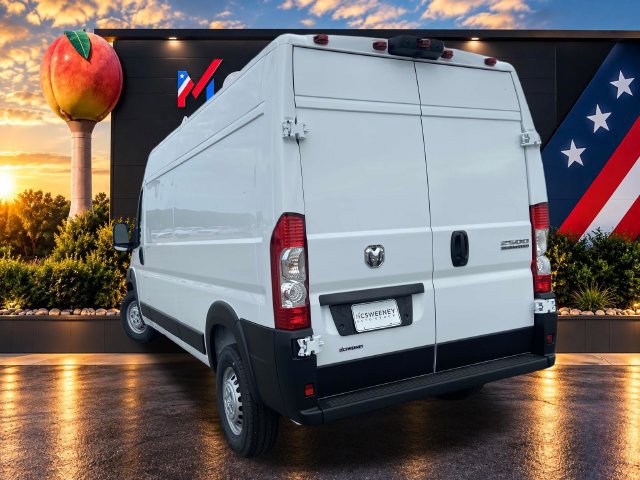 New 2024 RAM ProMaster 2500 w/ Convenience Group FWD image 5