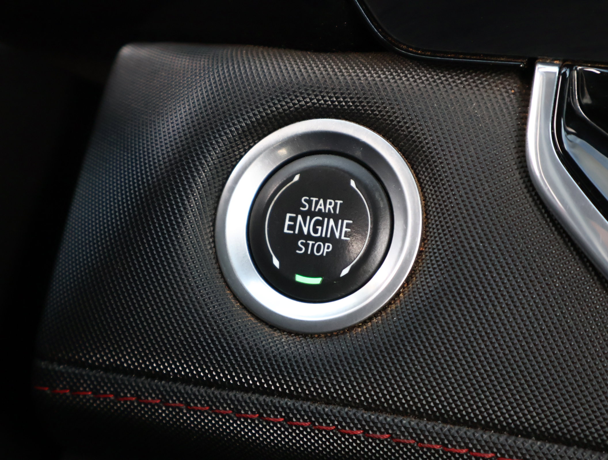 Used 2024 Chevrolet Colorado Z71 w/ Z71 Convenience Package 2 image 16