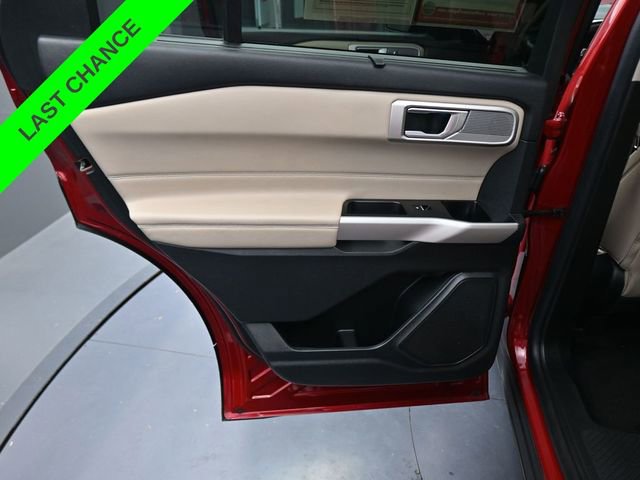 Used 2023 Ford Explorer Limited image 15