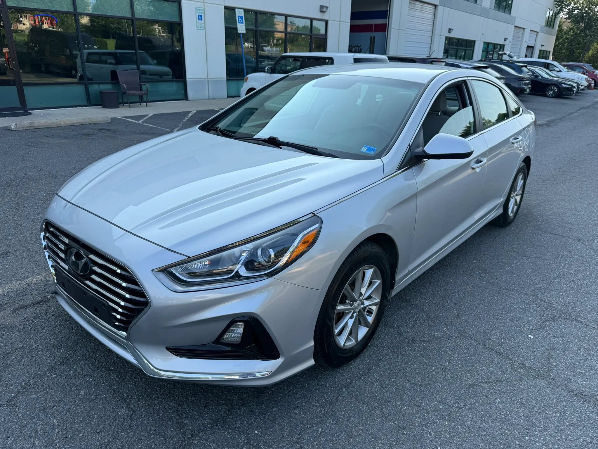 Used 2018 Hyundai Sonata SE FWD image 11