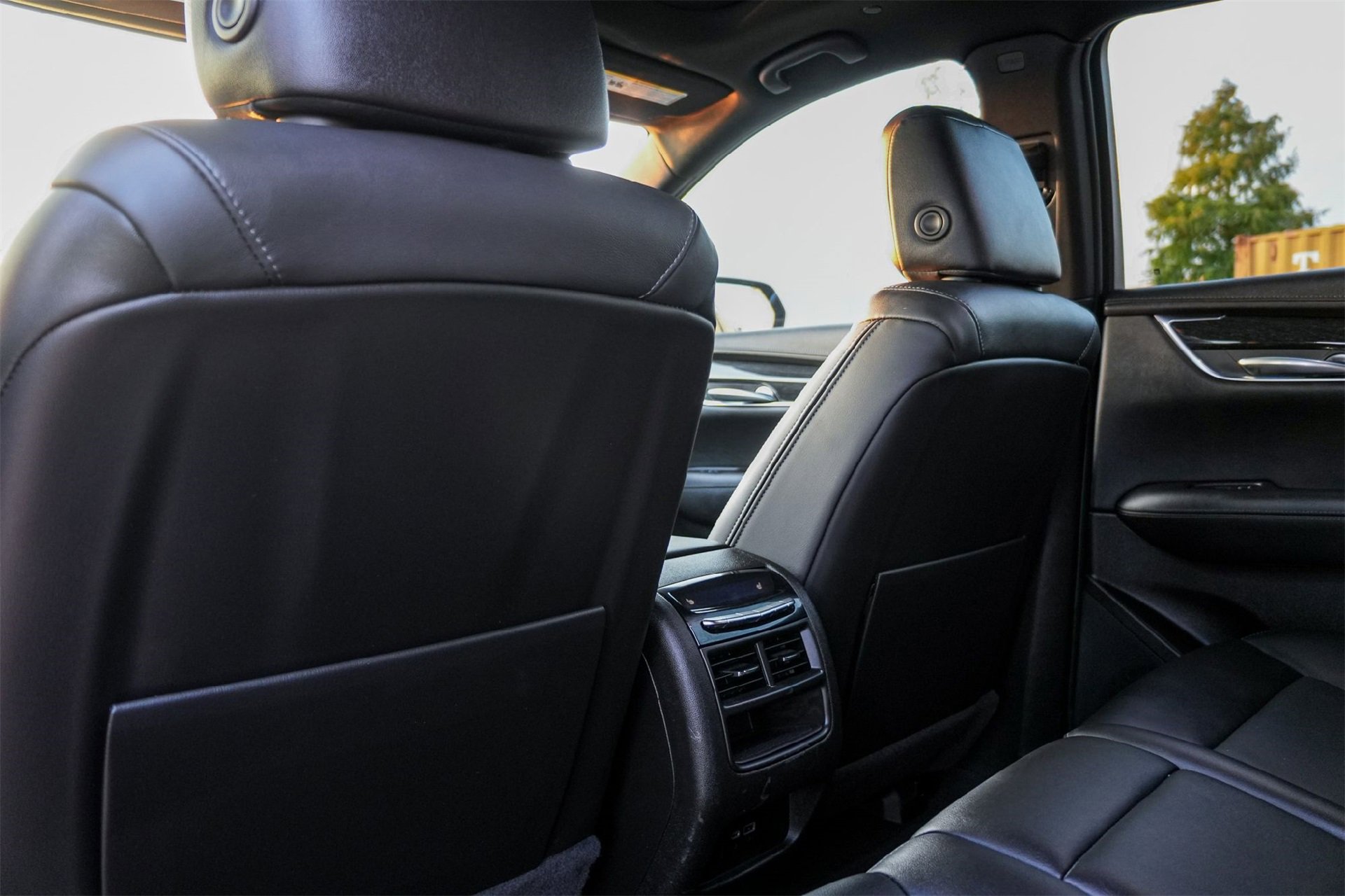 Used 2022 Cadillac XT5 Premium Luxury image 12