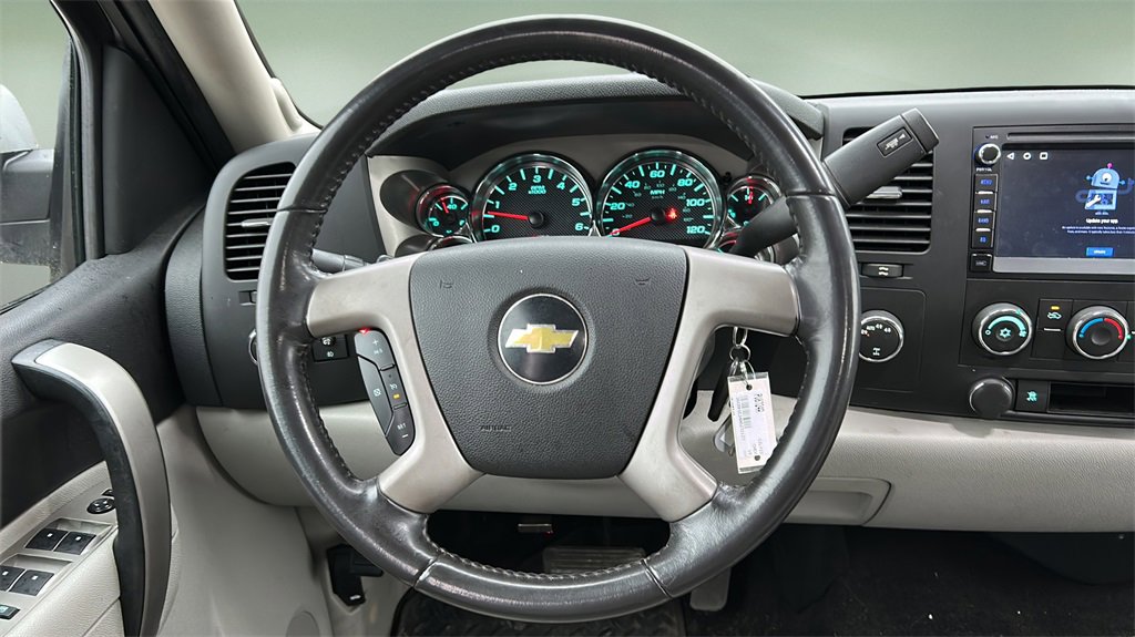 Used 2010 Chevrolet Silverado 1500 LT w/ Power Pack Plus image 13