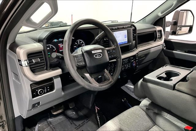 Used 2024 Ford F250 XL w/ STX Appearance Package AWD/4WD image 18