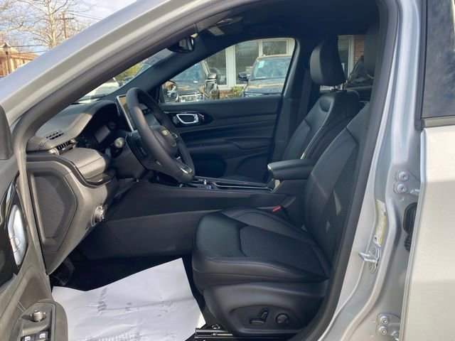 New 2026 Jeep Compass Latitude image 21