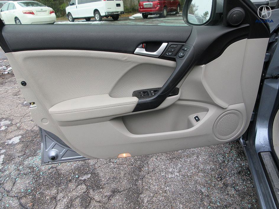 Used 2013 Acura TSX image 9