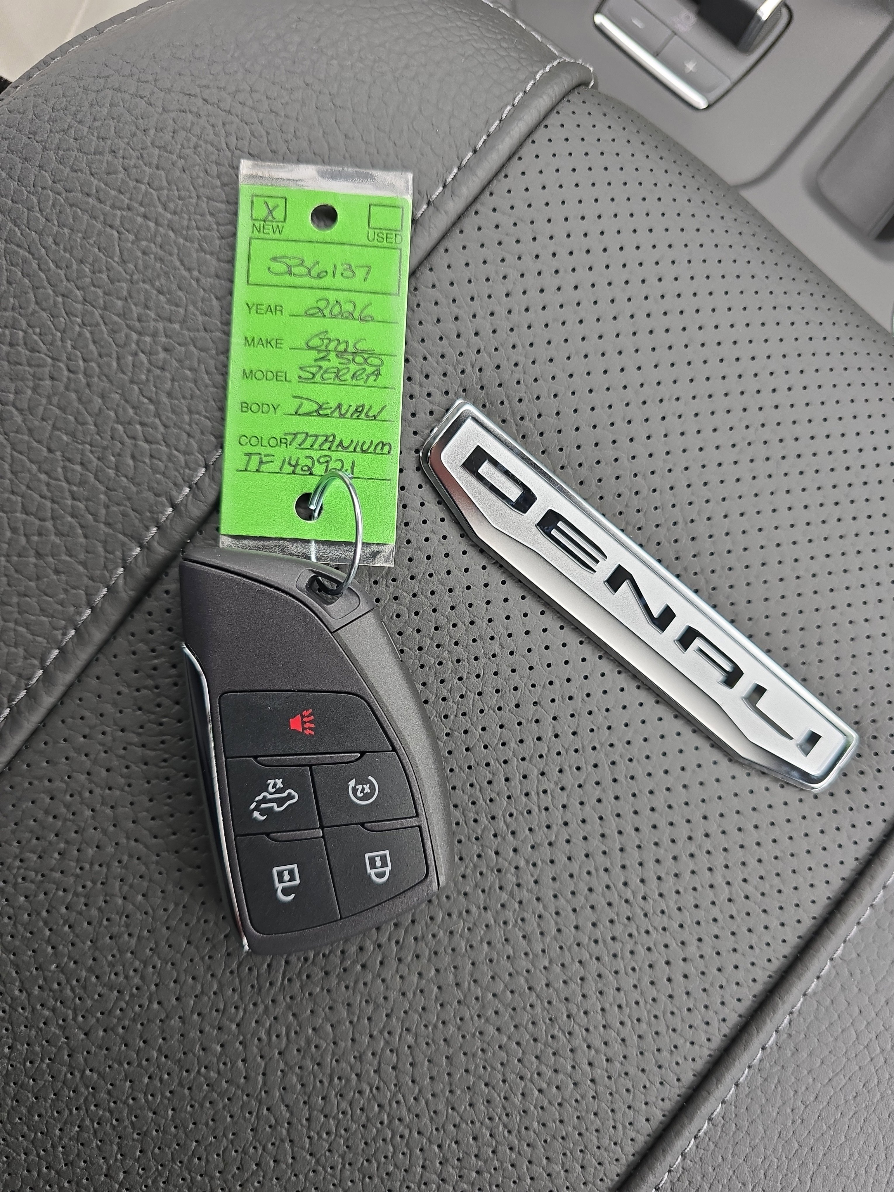 New 2026 GMC Sierra 2500 Denali w/ Denali Reserve Package image 31