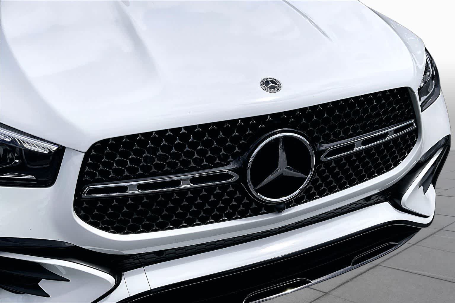 Used 2025 Mercedes-Benz GLE 450e 4MATIC image 30