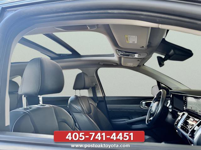 Used 2023 Kia Sorento SX AWD/4WD image 36