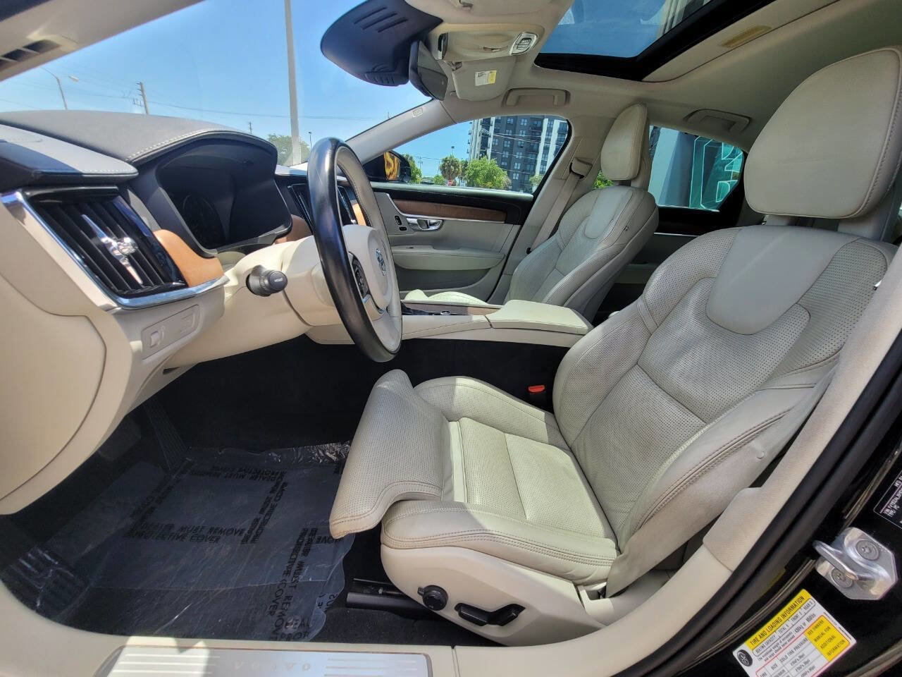 Used 2017 Volvo S90 T5 Inscription w/ Vision Package FWD image 15