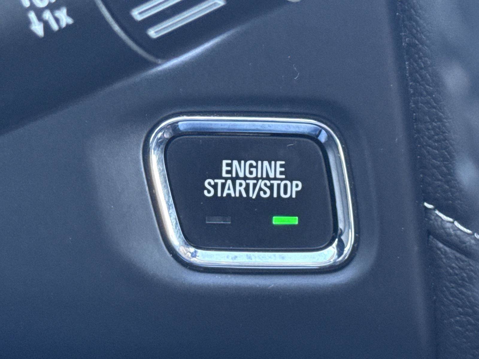 Used 2023 GMC Acadia Denali w/ Denali Technology Package image 23