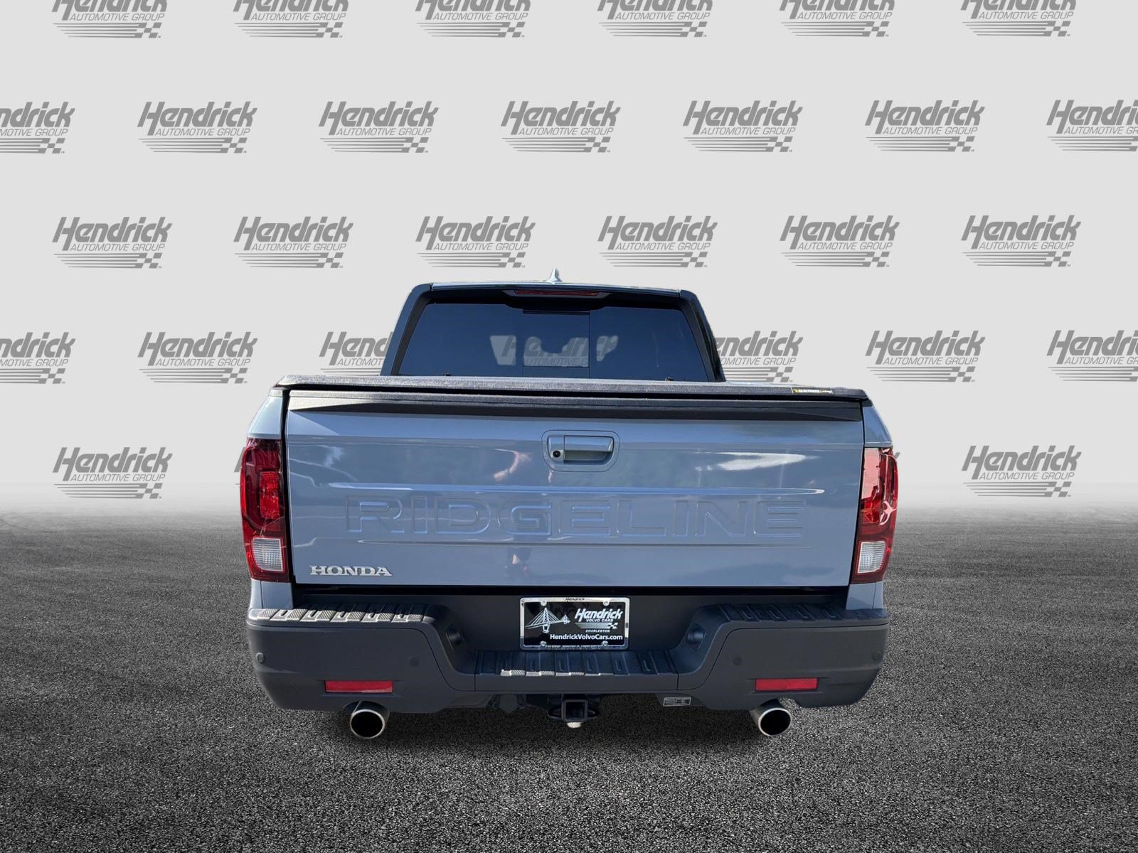 Used 2025 Honda Ridgeline Black Edition image 9