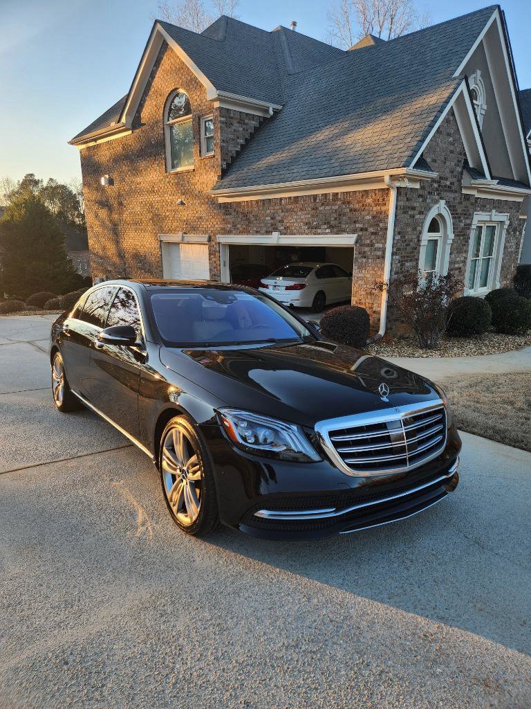 Used 2019 Mercedes-Benz S 560 4MATIC Sedan w/ Premium Package image 4