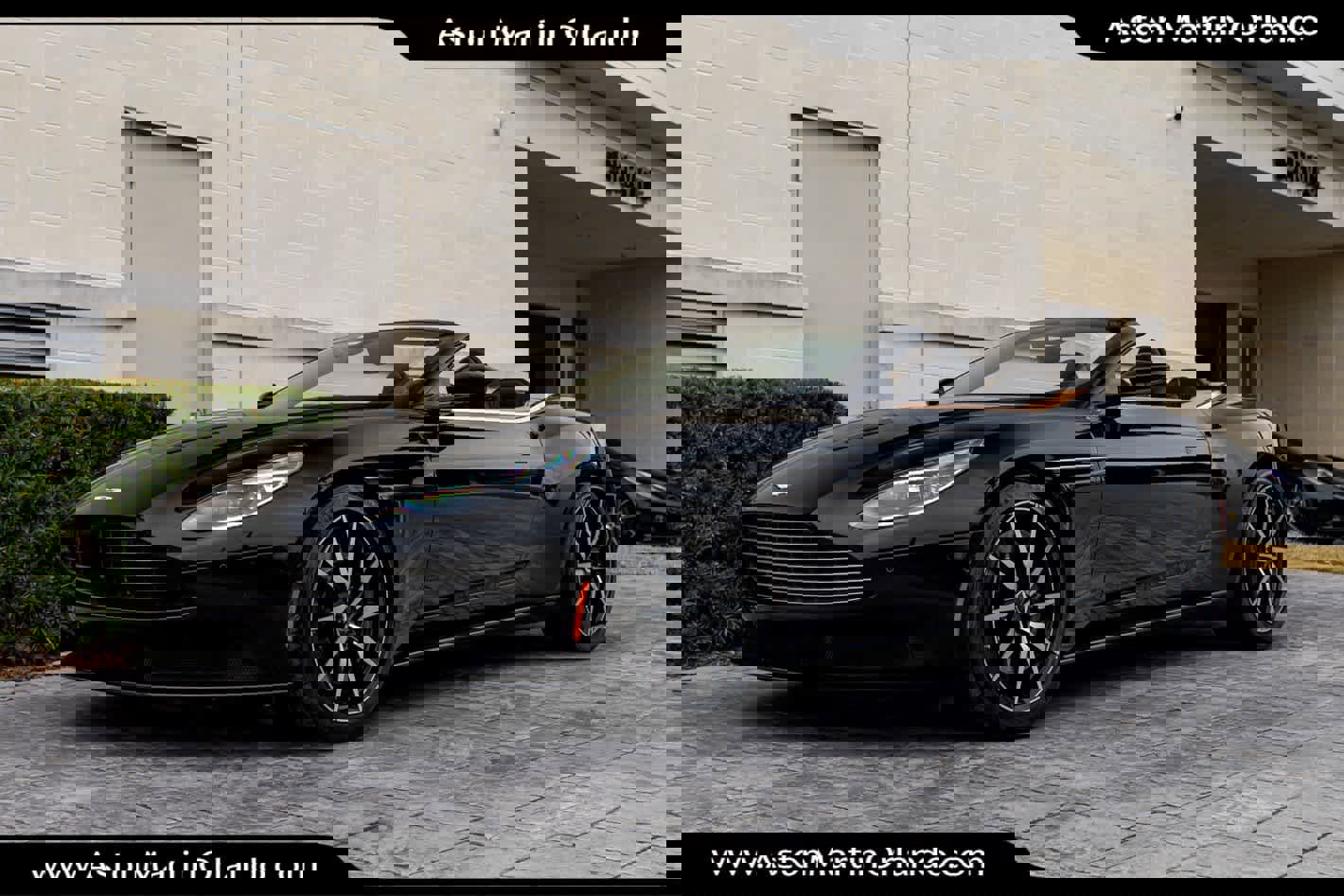 Used 2019 Aston Martin DB11 Volante image 34