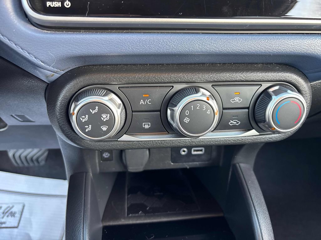 Used 2023 Nissan Versa SV FWD image 20