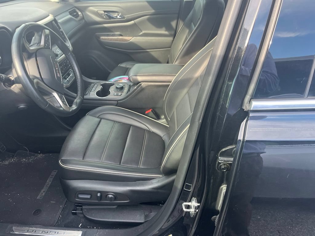 Used 2023 GMC Acadia Denali w/ Denali Ultimate Package AWD/4WD image 12