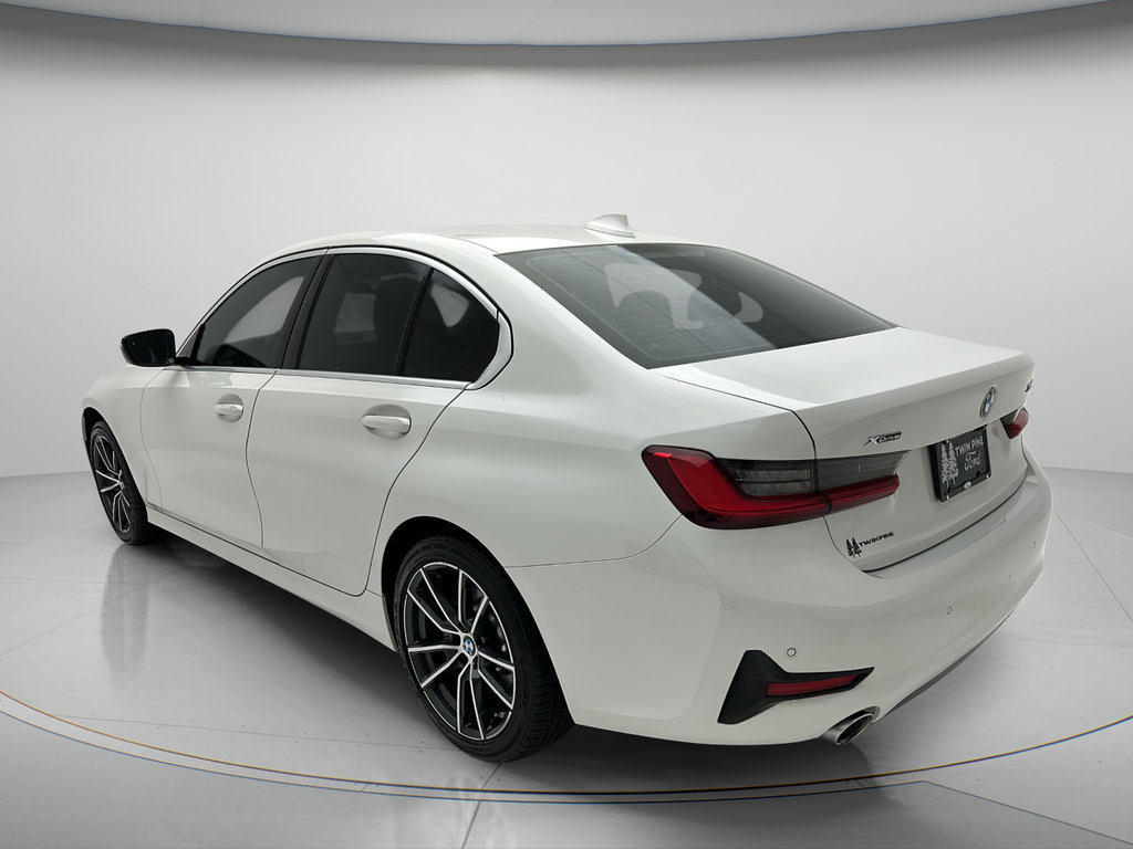 Used 2020 BMW 330i xDrive Sedan w/ Convenience Package AWD/4WD image 6