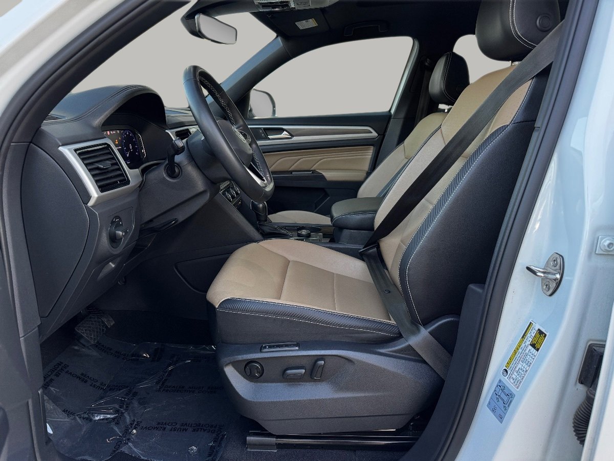 Used 2021 Volkswagen Atlas Cross Sport SEL w/ Cross Sport MDO Package AWD/4WD image 16