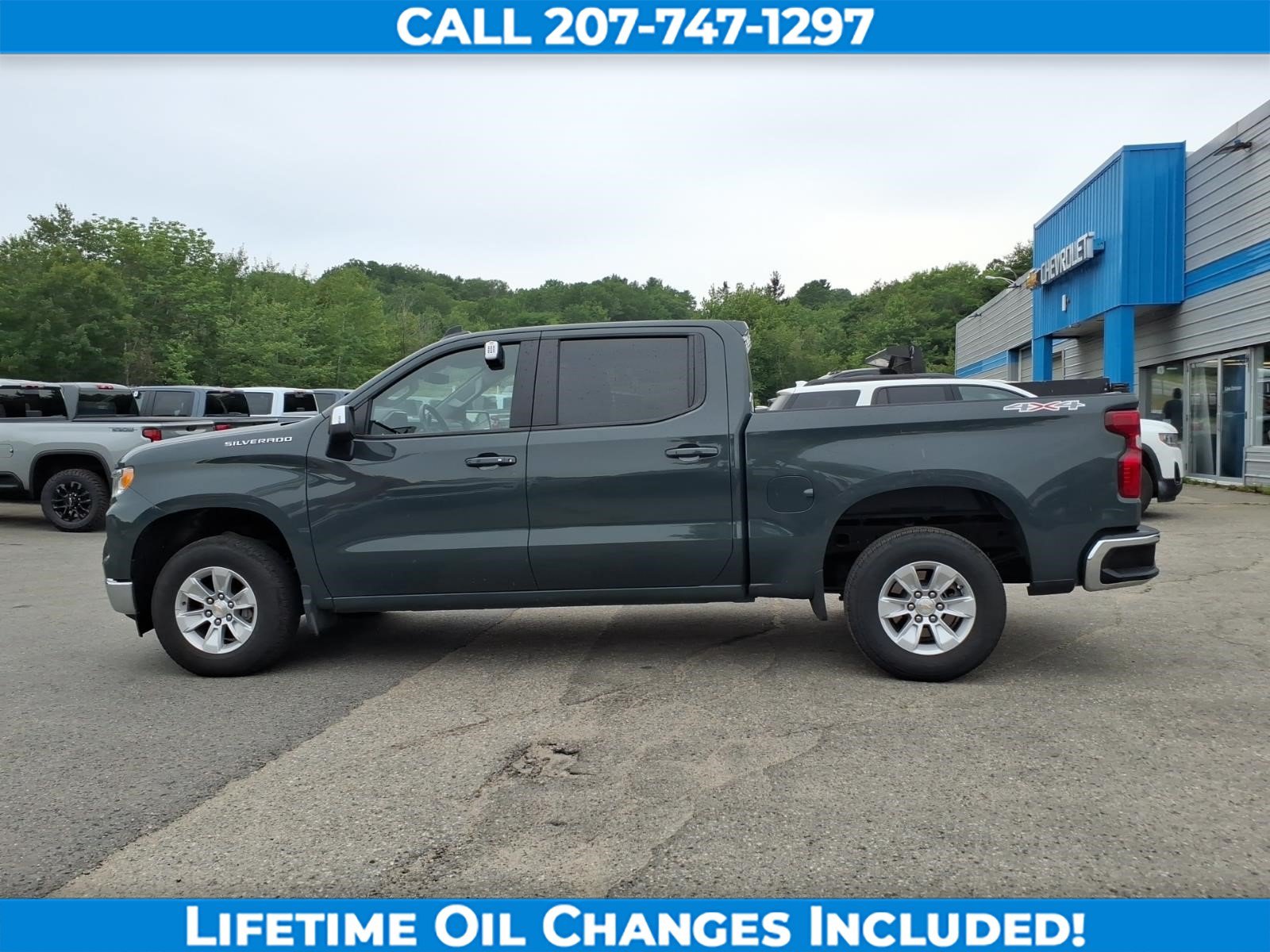 Used 2025 Chevrolet Silverado 1500 LT AWD/4WD image 8