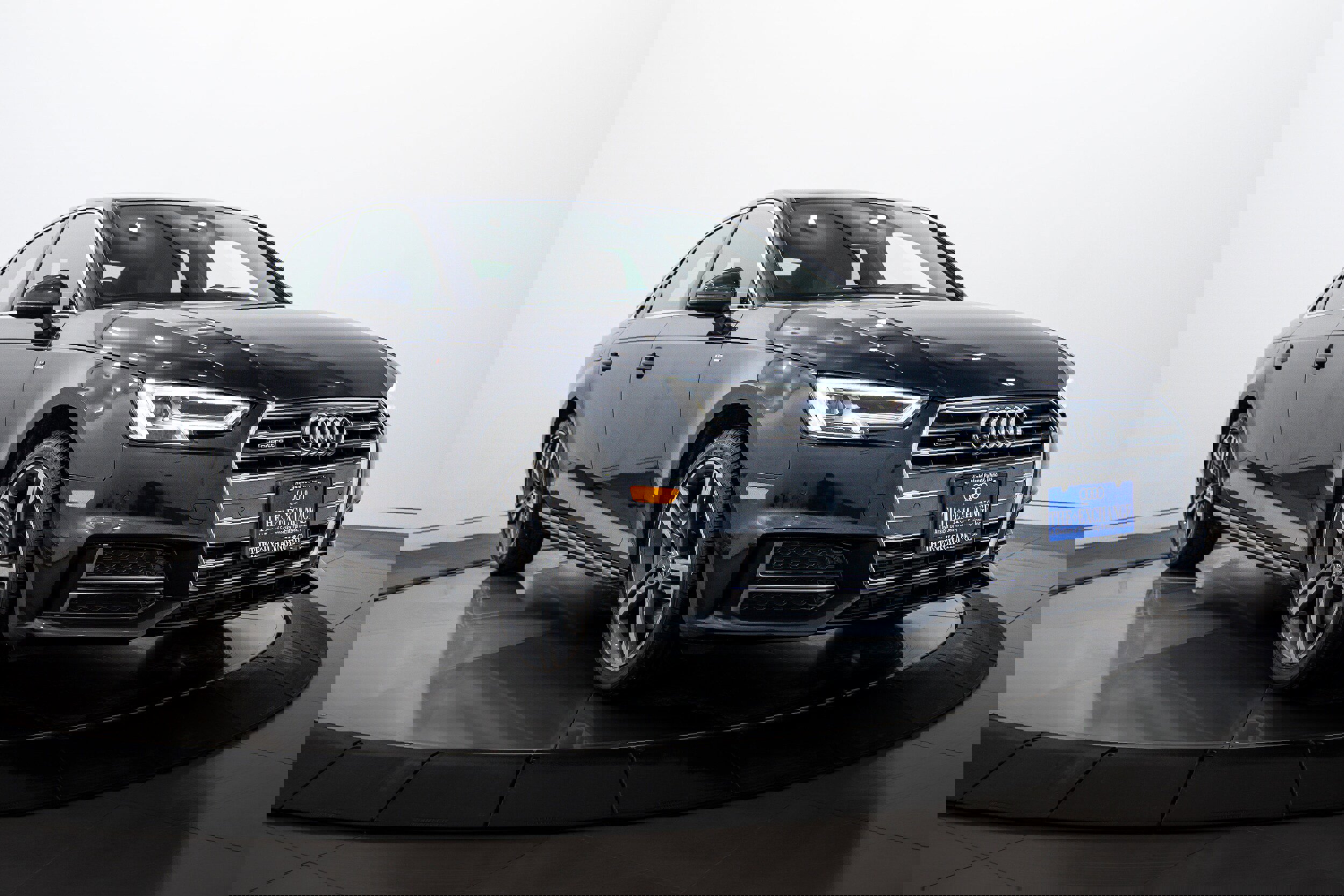 Used 2018 Audi A4 2.0T Premium Plus w/ Premium Plus Package image 2