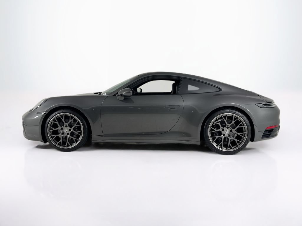 Used 2021 Porsche 911 Carrera image 2