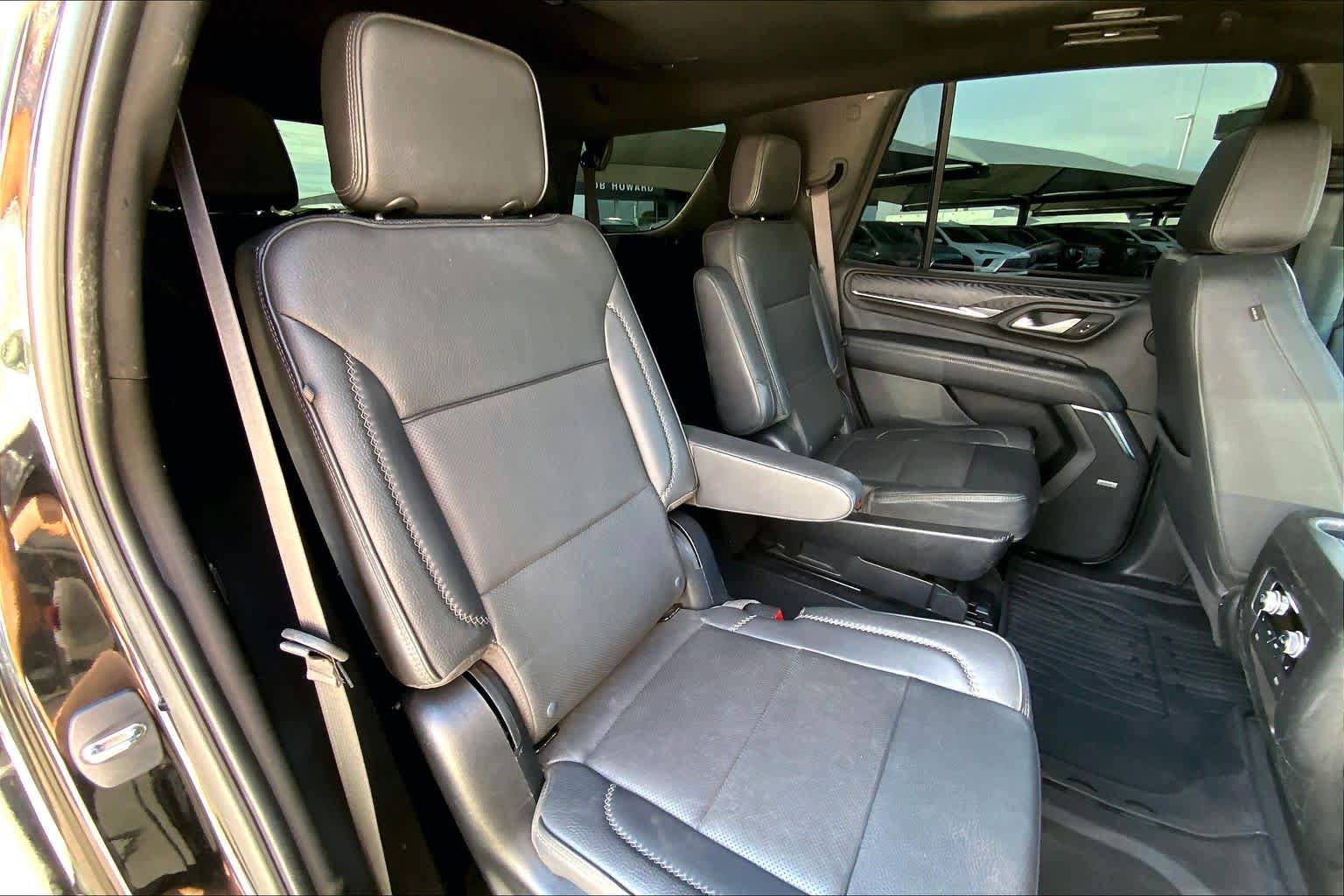 Used 2023 GMC Yukon Denali AWD/4WD image 19