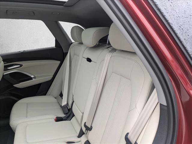 New 2025 Audi Q5 Premium AWD/4WD image 17