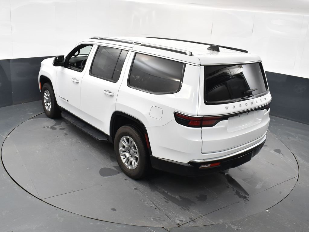 Used 2024 Jeep Wagoneer 4WD w/ Convenience Group I image 35