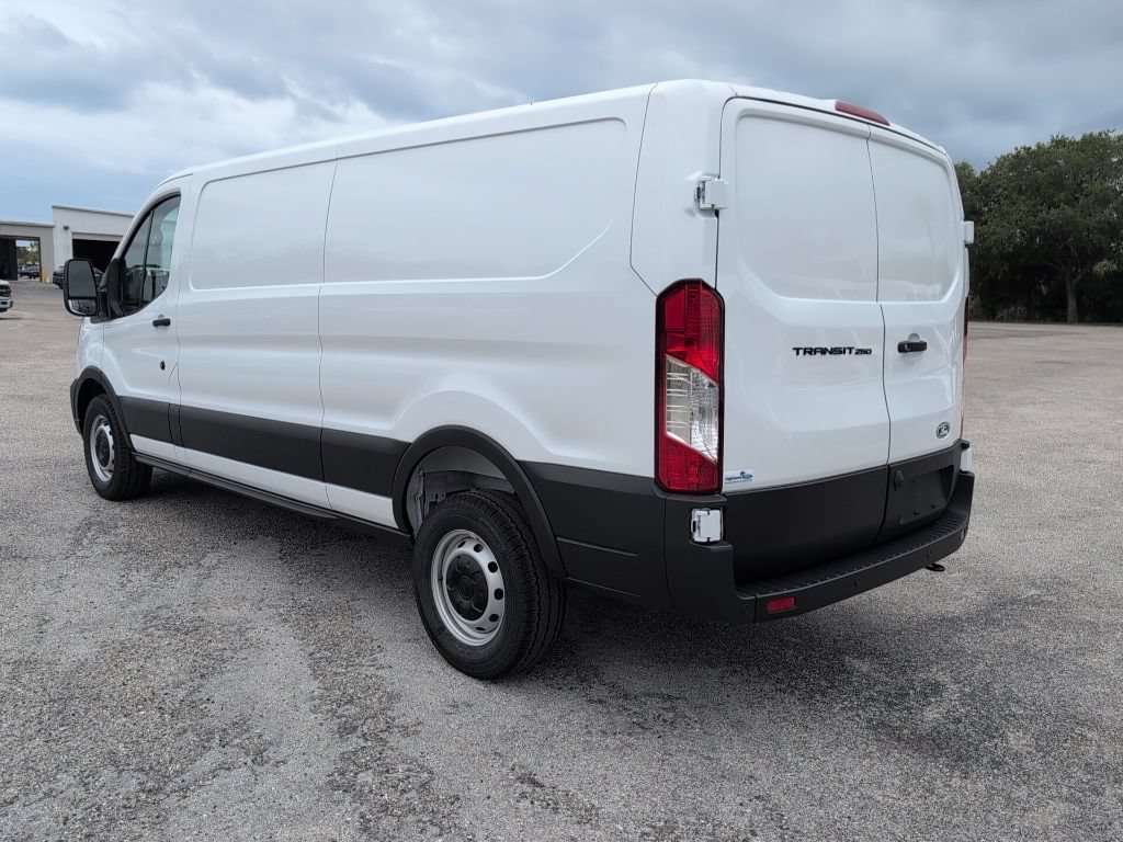 New 2026 Ford Transit 250 Low Roof RWD image 5