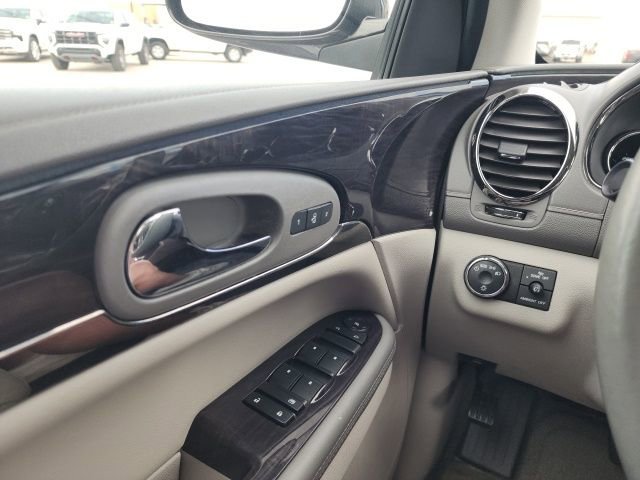 Used 2015 Buick Enclave Leather image 39