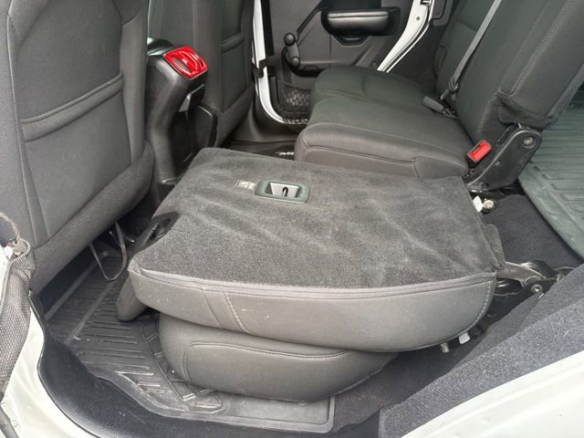 Used 2018 Jeep Wrangler Unlimited Sport image 36