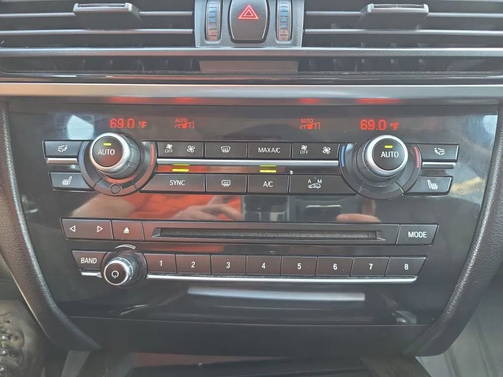 Used 2016 BMW X5 xDrive40e AWD/4WD image 35