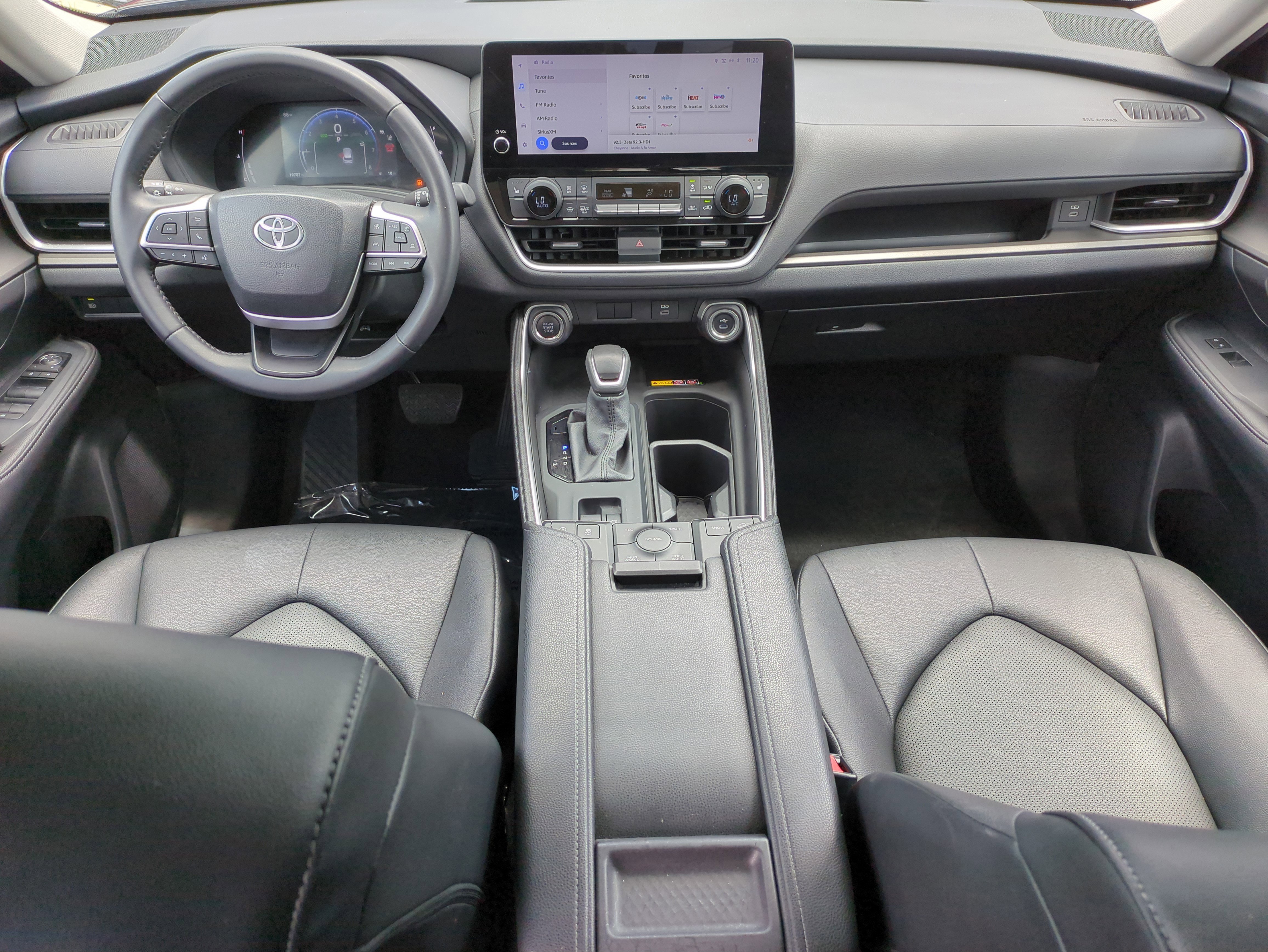 Used 2024 Toyota Grand Highlander XLE image 18