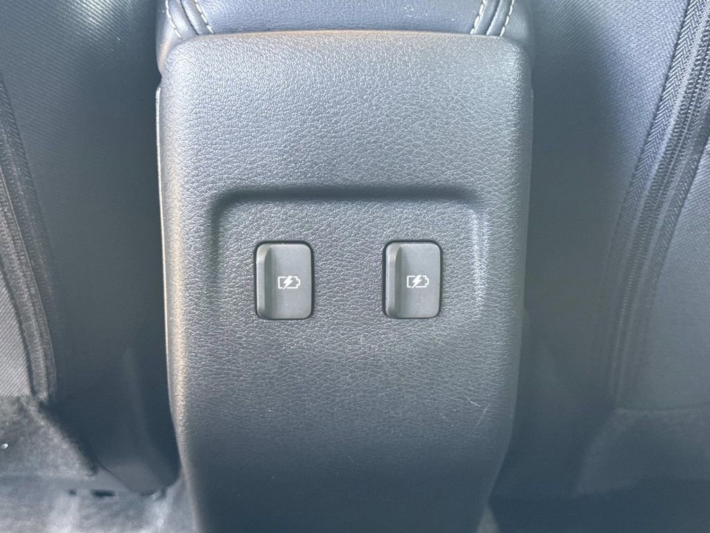 Certified 2023 Nissan Kicks SV FWD image 16