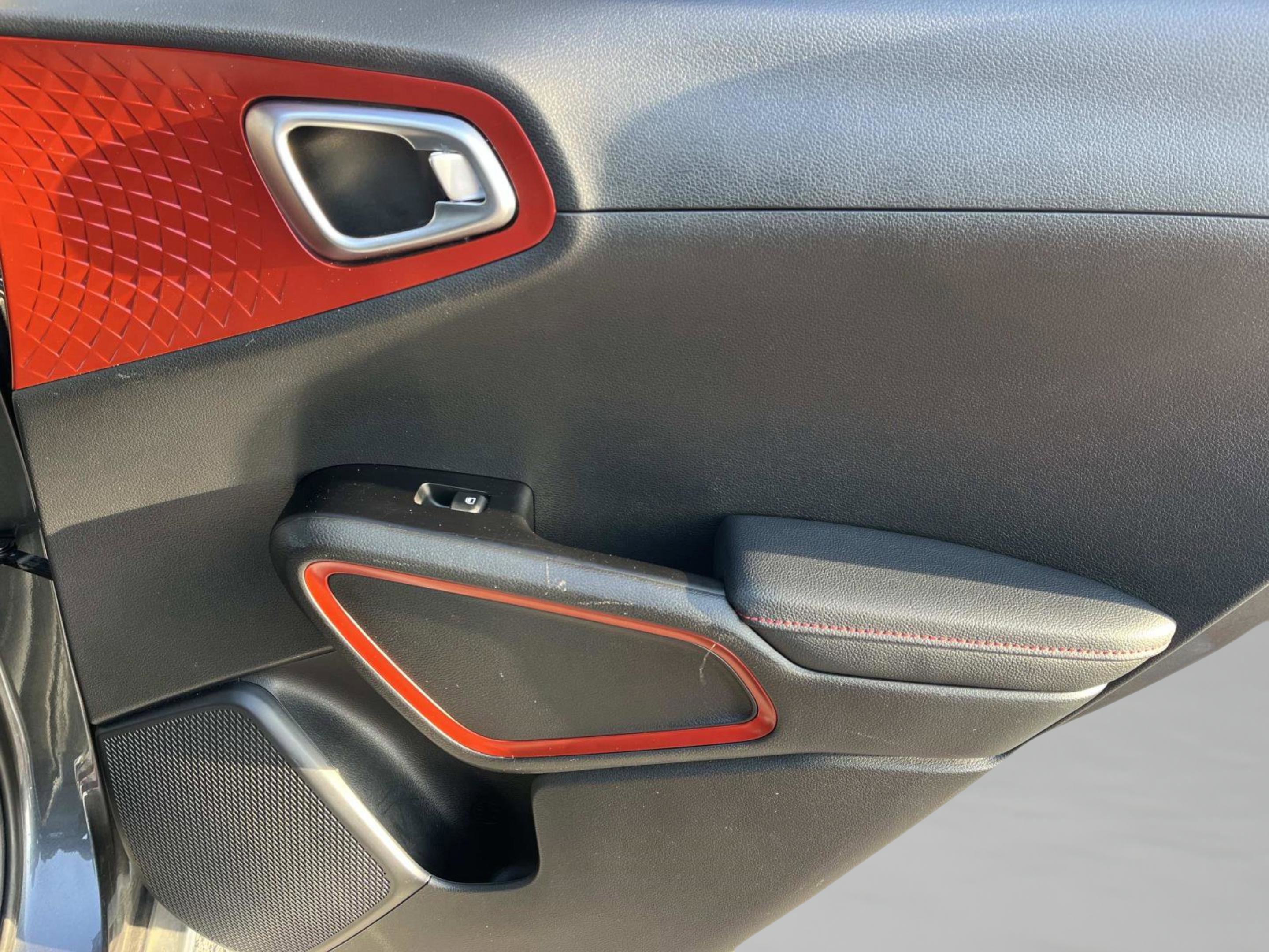 Used 2023 Kia Soul GT-Line image 23