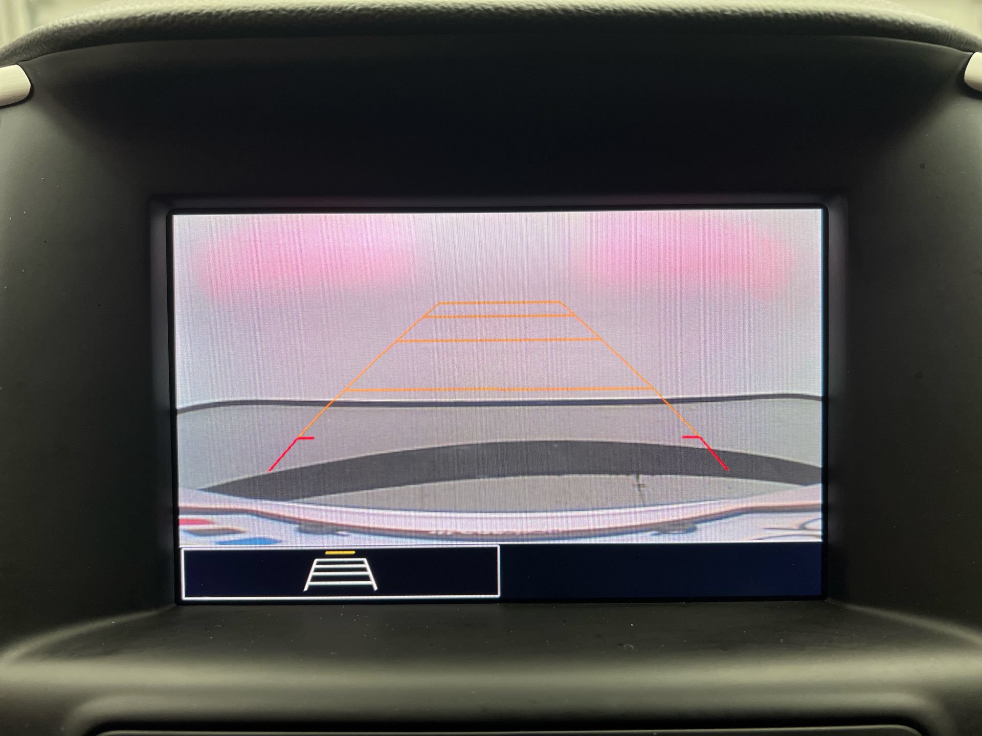 Used 2022 GMC Terrain SLE FWD image 14