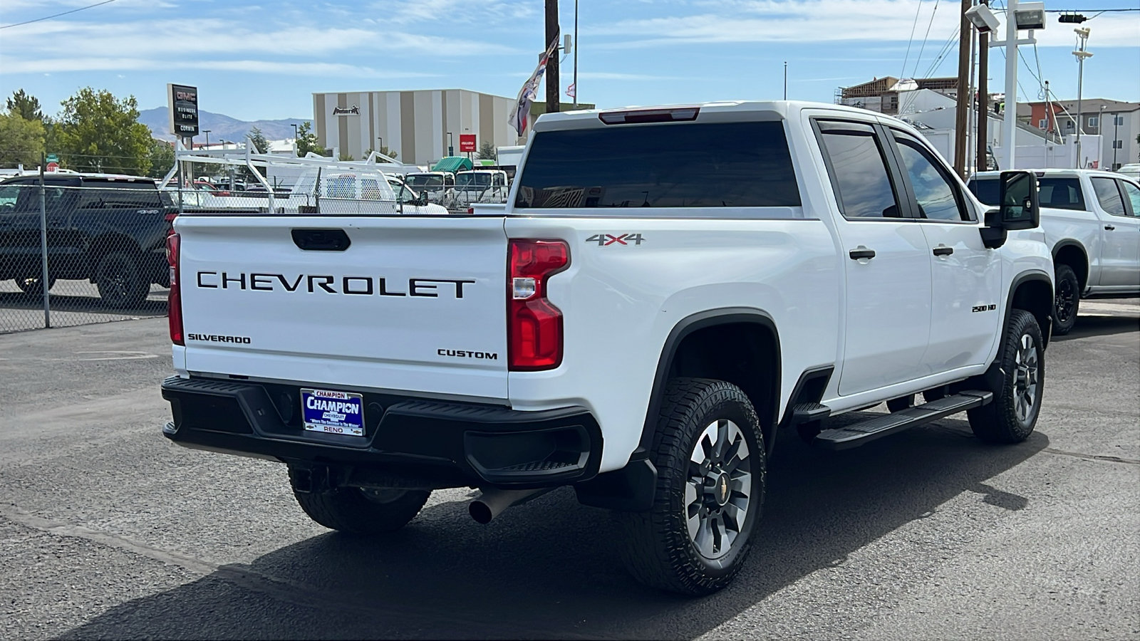 Used 2021 Chevrolet Silverado 2500 Custom w/ Custom Convenience Package AWD/4WD image 5