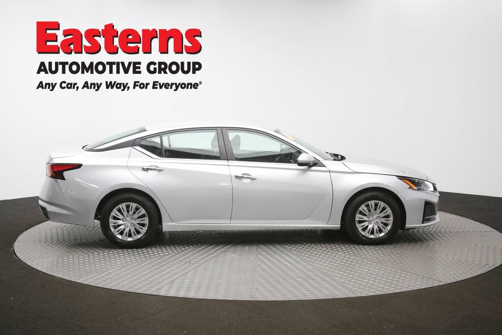 Used 2023 Nissan Altima 2.5 S FWD image 43