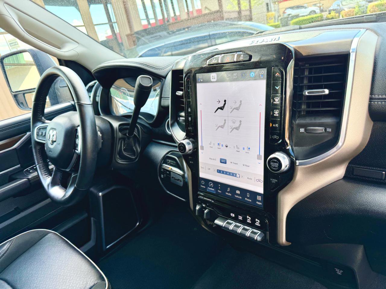 Used 2024 RAM 2500 Laramie w/ Safety Group image 32