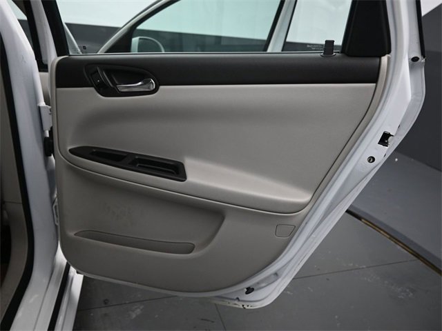 Used 2011 Chevrolet Impala LS image 15