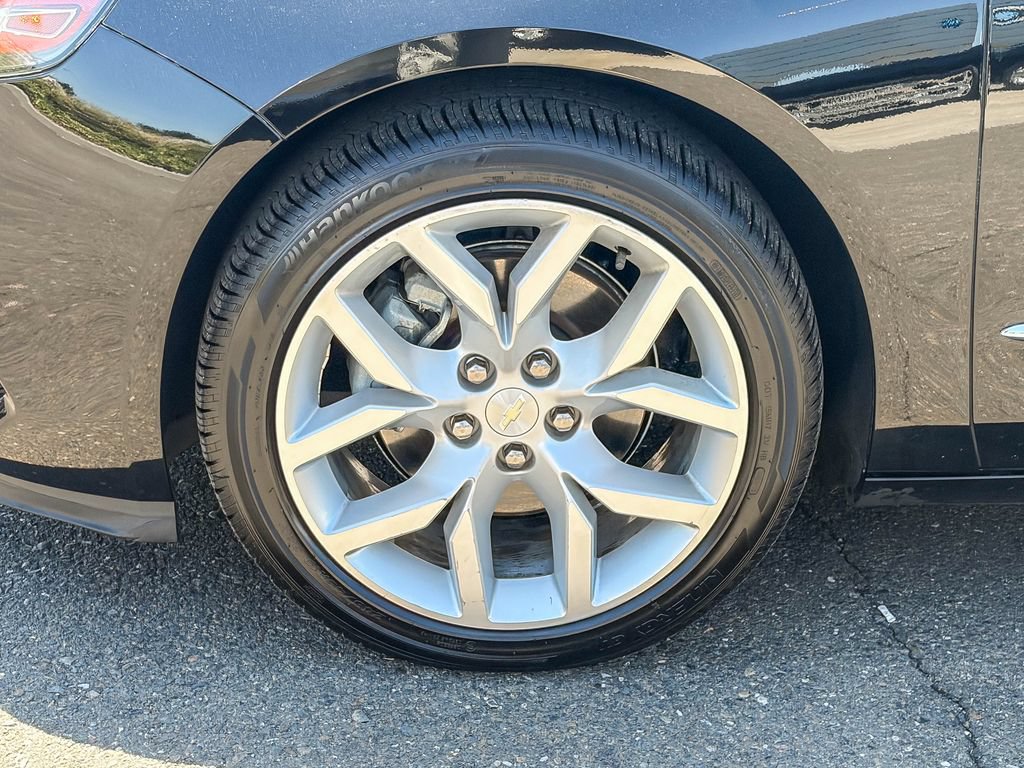 Used 2017 Chevrolet Impala Premier FWD image 14