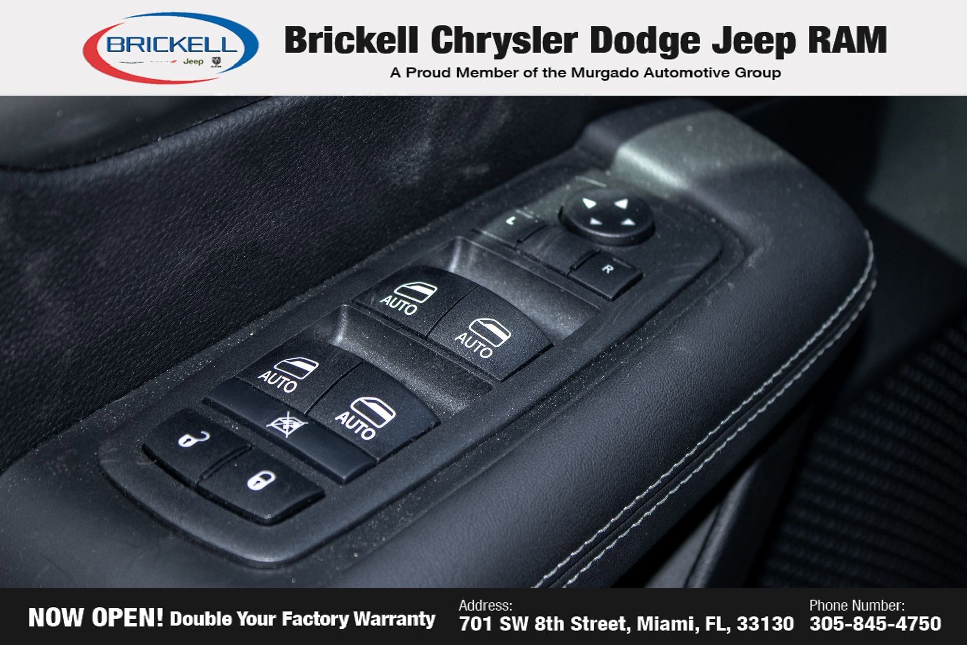 New 2025 Chrysler Pacifica Select FWD image 30