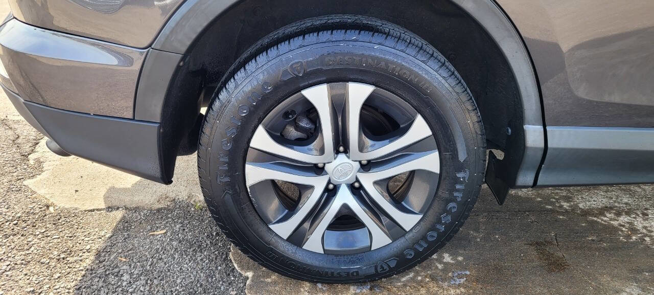 Used 2016 Toyota RAV4 LE FWD image 22