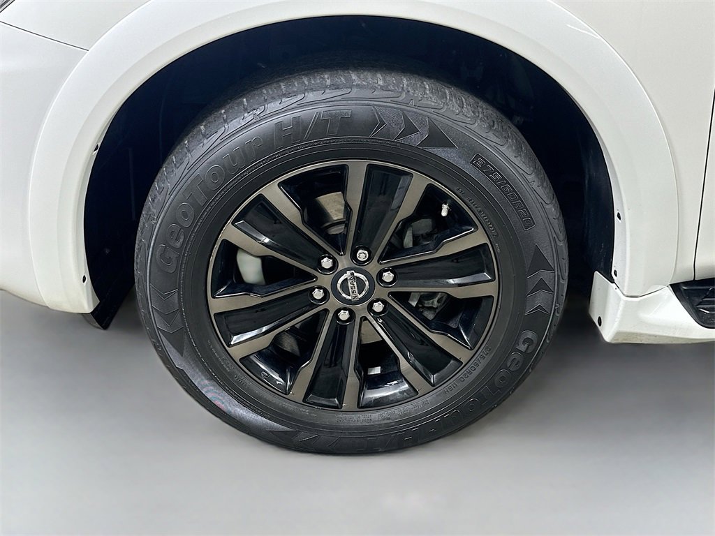 Used 2019 Nissan Armada Platinum w/ Captain's Chairs Package image 8