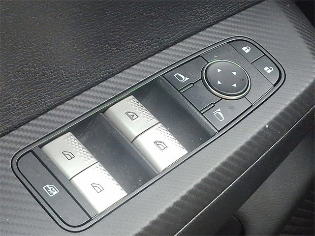 Used 2022 Mitsubishi Outlander ES image 28